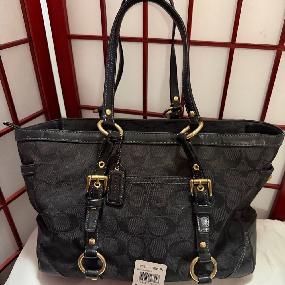 Coach Vintage Gallery Tote in  Signature Canvas with Gold Hardware